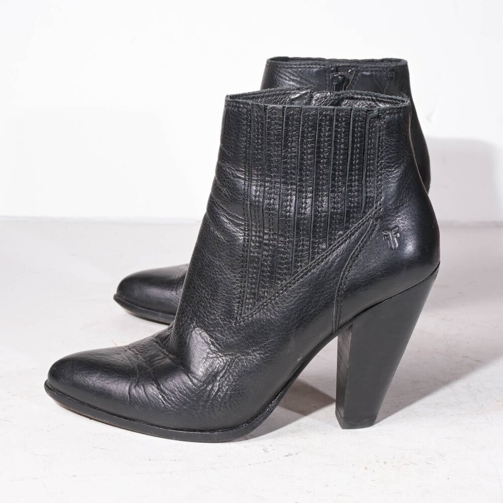 Frye Remy Chelsea Ankle Boots - 8